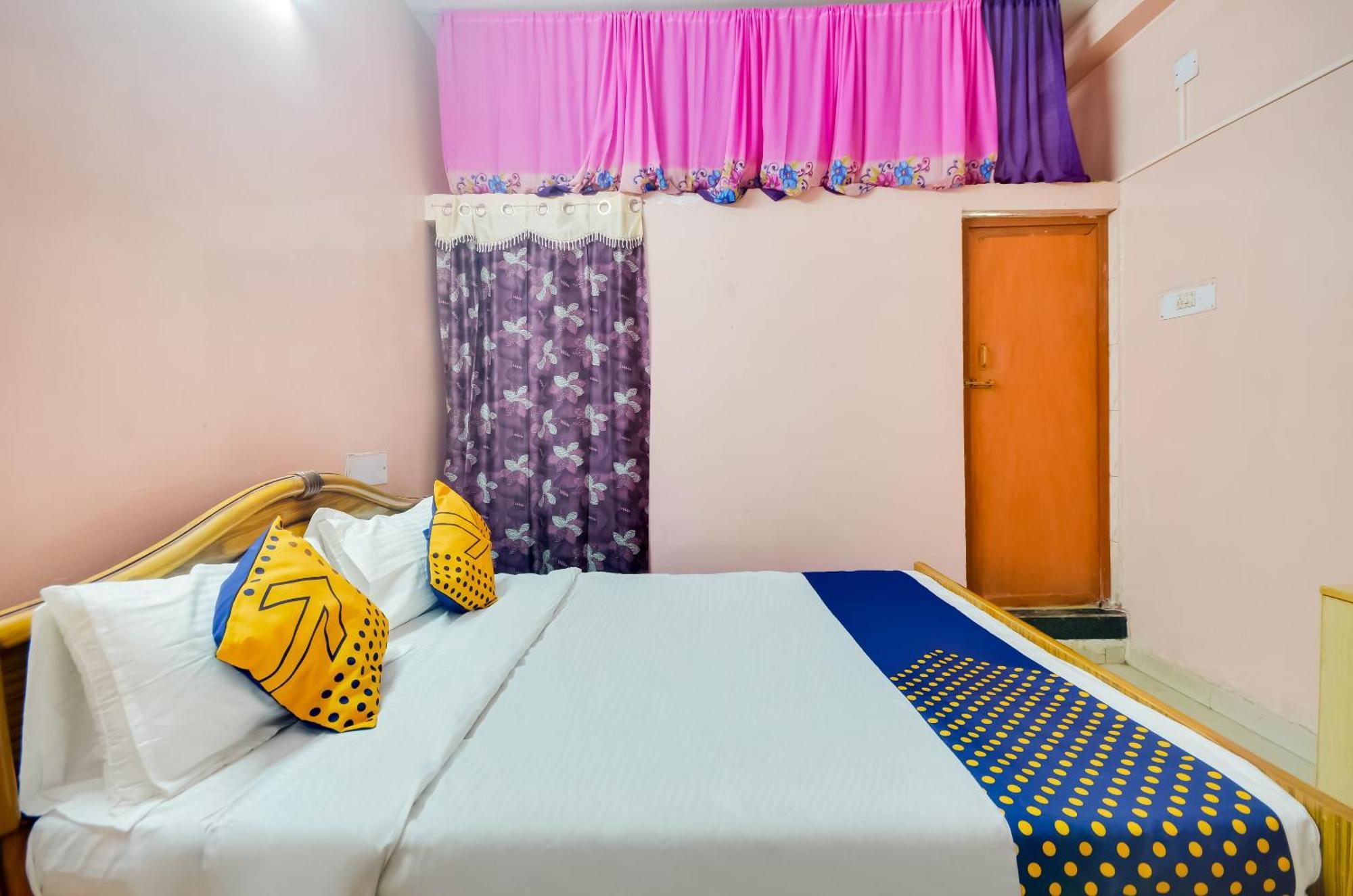 Hotel O Sri Murugan Lodge Coimbatore Buitenkant foto