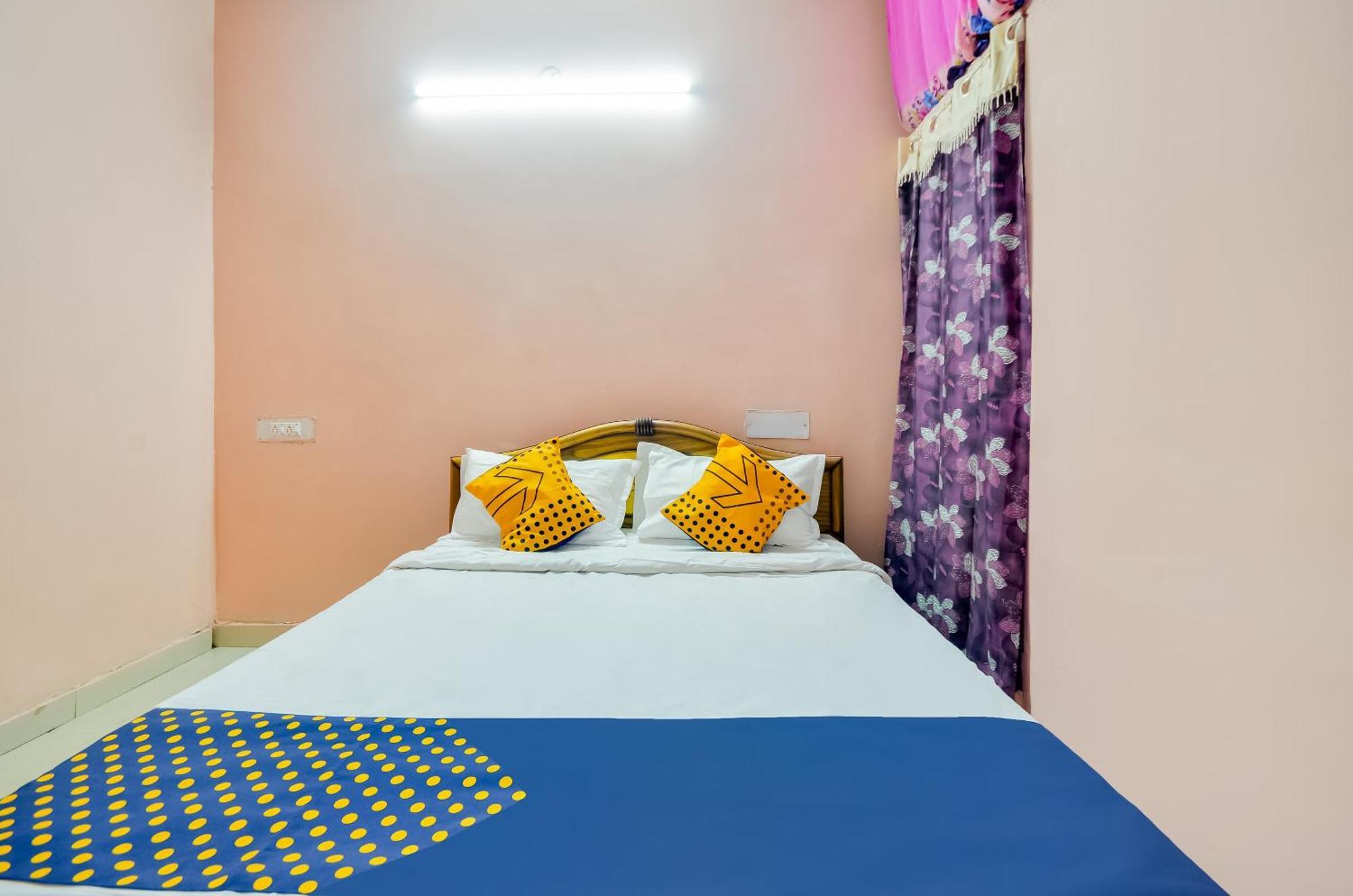 Hotel O Sri Murugan Lodge Coimbatore Buitenkant foto